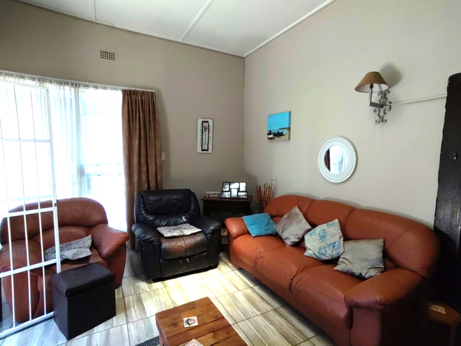 4 Bedroom Property for Sale in Parys Free State